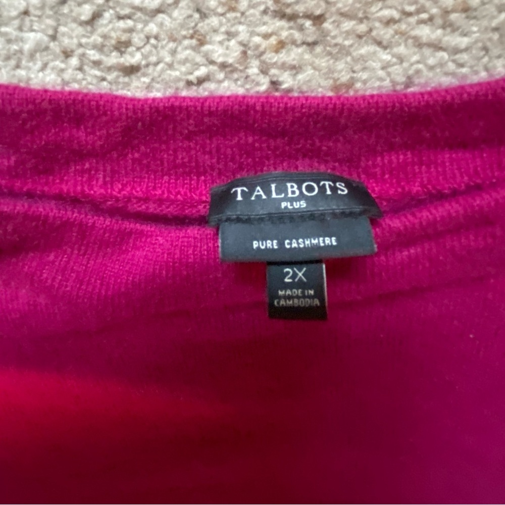 Talbots pullover sweater. Pure cashmere. Beautiful fuchsia pink.